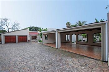 354 On York Avenue Hotel Randburg Esterno foto