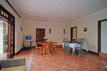 354 On York Avenue Hotel Randburg Esterno foto