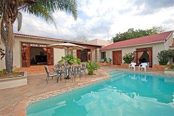 354 On York Avenue Hotel Randburg Esterno foto