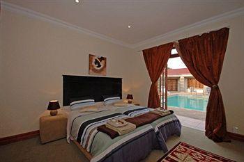354 On York Avenue Hotel Randburg Esterno foto